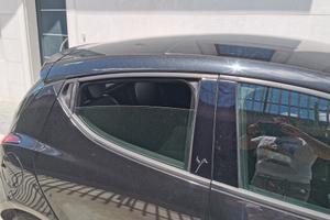 Lancia ypsilon platino 1.3 multi jet 95 cv