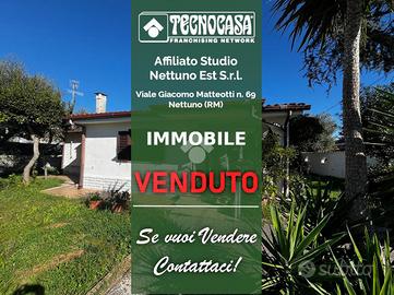VILLA SINGOLA A NETTUNO