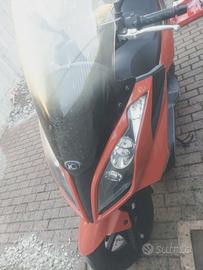 Kymco downtown 300i 2009