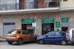 Locale commerciale/ negozio adatto a molteplici us