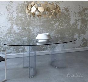 Tavolo in cristallo