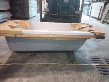 vasca in vetro resina