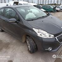 Ricambi usati peugeot 208 1.4 HDI 3 PORTE - 8h01