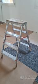 Scala 4 scalini 