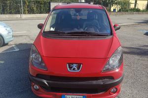 auto Peugeot 1007