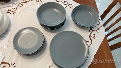 Servizio piatti ikea nuovi