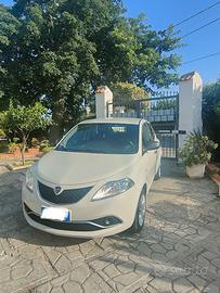 Lancia Ypsilon 1.2 Gold - Benzina - Touchscreen -