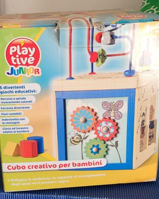 cubo giochi in legno con incastri e percorsi