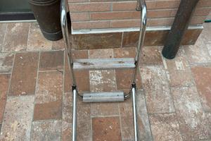 Scaletta di risalita per barca