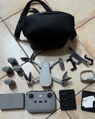 DJI Mini 2 Combo con 4 Batterie Drone 4K