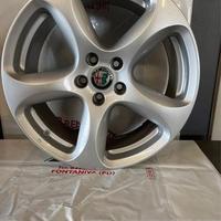 CERCHI USATI RAGGIO 18 POLLICI ALFA ROMEO Stelvio