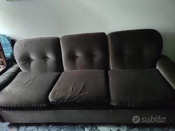 Divano 3 oosti + divano 2 posti + tavolino cristal