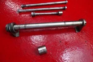 VARI PERNI DUCATI MONSTER 695