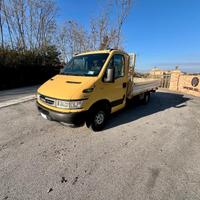 Iveco Daily 35s 12