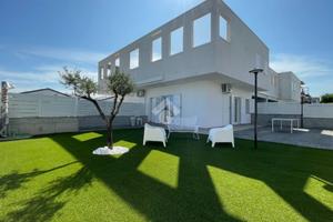 VILLA A SCHIERA A CORIGLIANO-ROSSANO