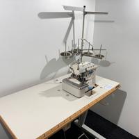 Macchina tagliacuci Juki MO 6900