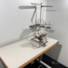 Macchina tagliacuci Juki MO 6900