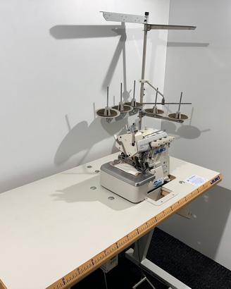 Macchina tagliacuci Juki MO 6900