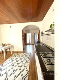 Trilocale con terrazzo e posto auto