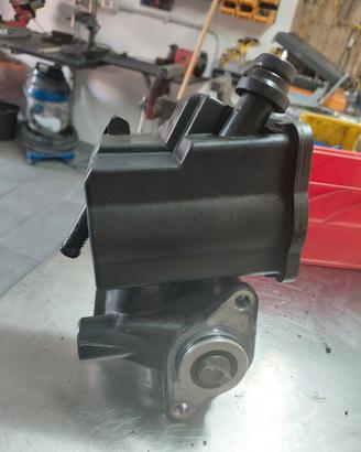 Pompa idroguida  iveco eurocargo motore tector 7