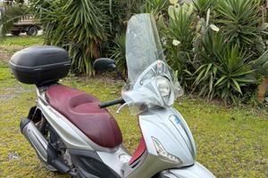 Beverly 350 sport touring