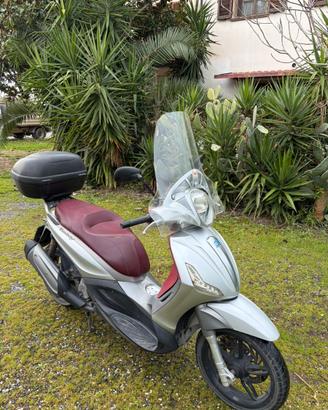 Beverly 350 sport touring