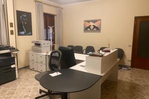 Stanze uso ufficio 350