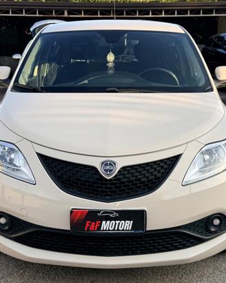 Lancia Ypsilon 1.2 Benz/Gpl 69 CV 5 porte Gold