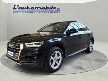 AUDI Q5 35 TDI quattro S tronic Business Sport