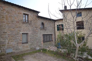Casa indipendente a Monteverde Valfabbrica
