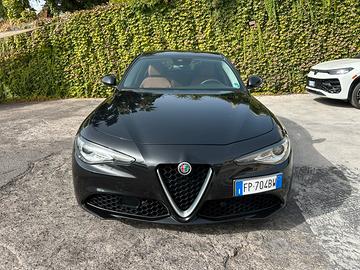 Alfa Romeo Giulia 2.2 Super 180 cv AT8