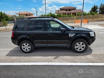 LAND ROVER  FREELANDER  2