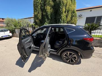 Mg Zs 1.0T 2024 allestimento Luxury