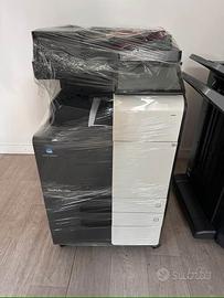 Konica Minolta Bizhub C300i Usata