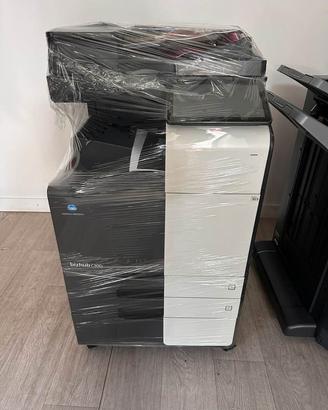Konica Minolta Bizhub C300i Usata