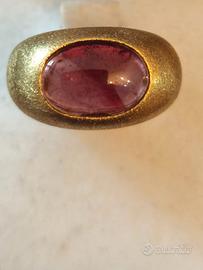 ANELLO IN ORO GIALLO SATINATO CON AMETISTA