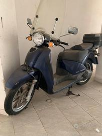Aprilia Scarabeo