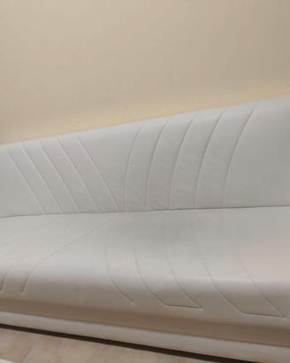 Divano letto bianco apribile a libro