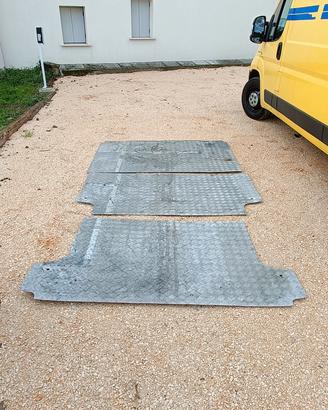 pianale mandorlato e rivestimento ducato h2l2