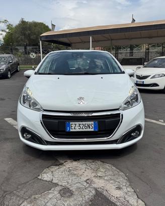 Peugeot 208 PureTech 82 3 porte Allure