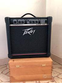Peavey Rage 158 TransTube 15W red stripe