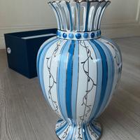 Vaso decorativo in porcellana