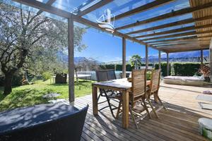 Maso chiuso con ampio terreno a San Giacomo