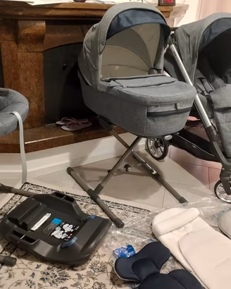 Inglesina Aptica NUOVO Completo +Base+Standup
