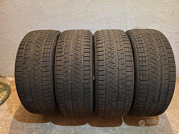 Pneumatici invernali 235/50 R19 103H