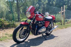Triumph Thruxton 900