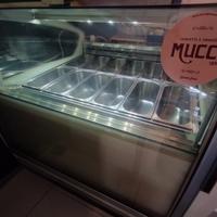 Bancone Frigo vetrina gelati 