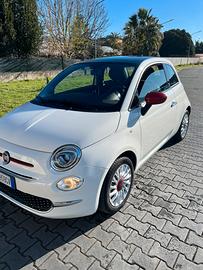 Fiat 500 ybrida RED