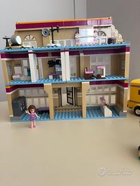Lego friends scuola