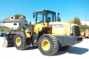 Komatsu WA250PZ-5